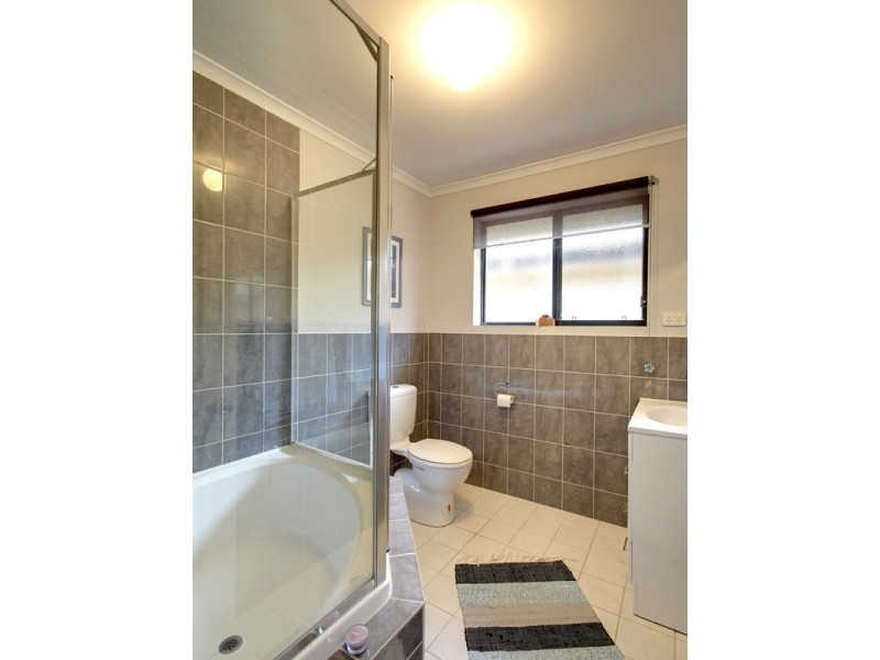 211 States Road, Morphett Vale SA 5162