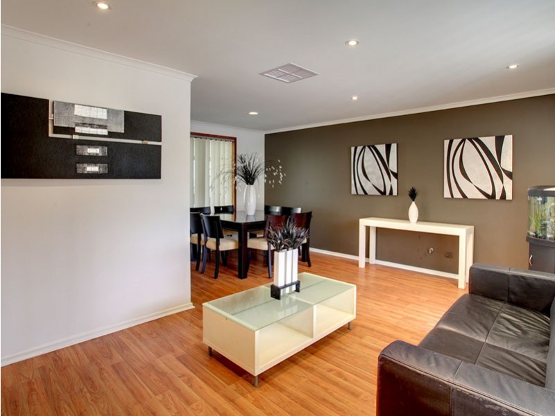 5 Explorer Court, Woodcroft SA 5162