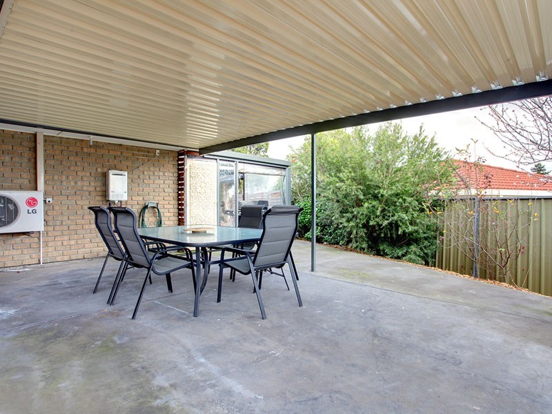 5 Explorer Court, Woodcroft SA 5162