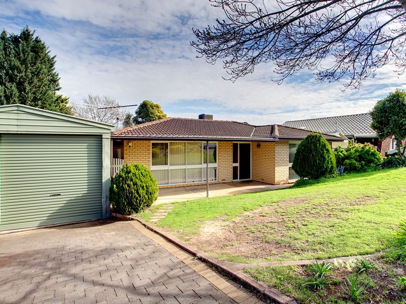 19 Tindall Crescent, Sheidow Park SA 5158