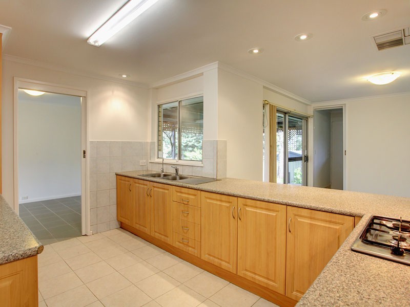 19 Tindall Crescent, Sheidow Park SA 5158