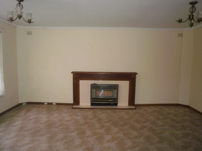 99 Warri Parri Drive, Flagstaff Hill SA 5159