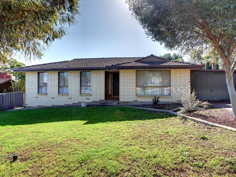 16 Manunda Way, Hallett Cove SA 5158