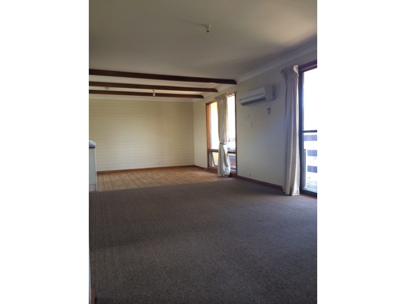 12 Coral Avenue, Port Willunga SA 5173