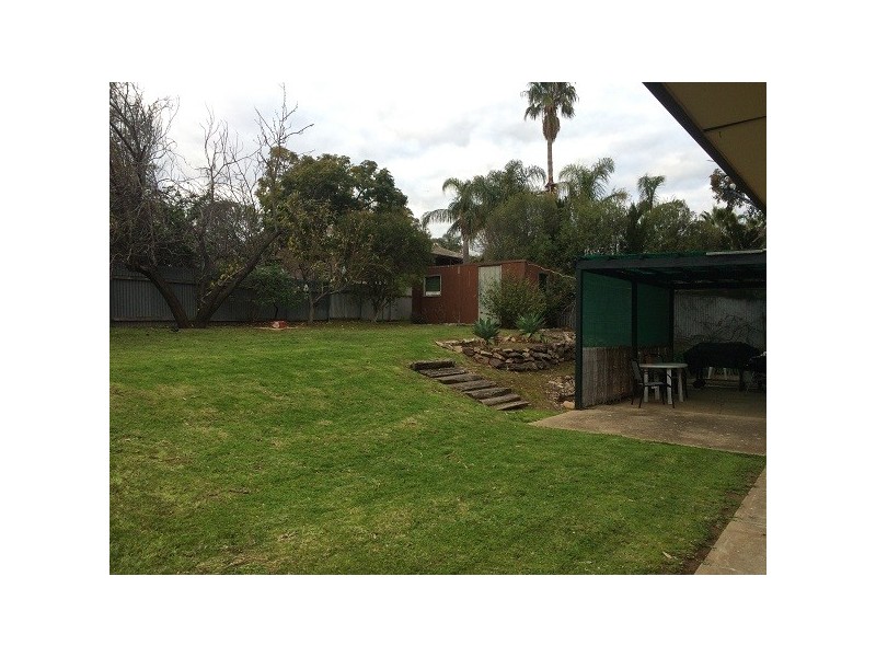 33 Riordan Street, Morphett Vale SA 5162