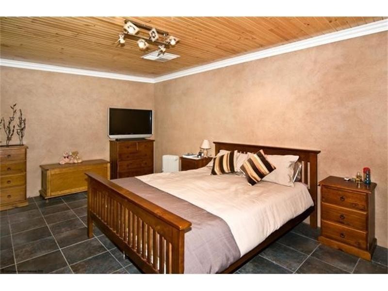 19 Nashwauk Crescent, Moana SA 5169