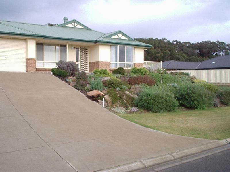 15 George Francis Drive, Mount Compass SA 5210