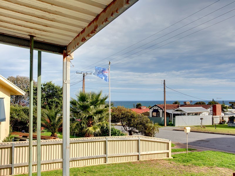 28 Ramsgate Avenue, Christies Beach SA 5165