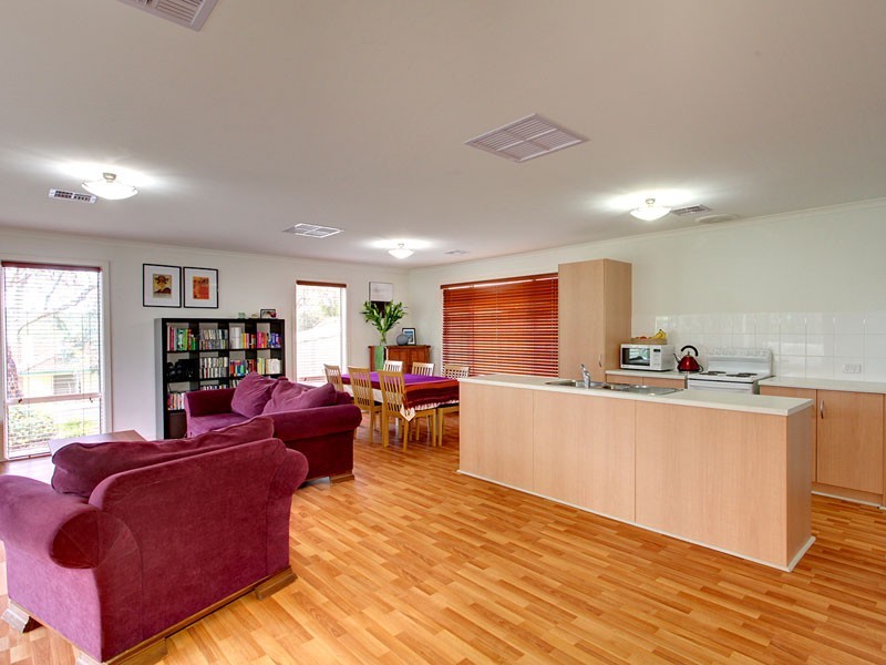 9 Hams Road, Flagstaff Hill SA 5159