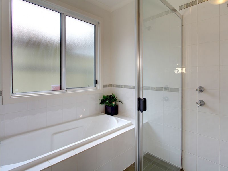 9 Hams Road, Flagstaff Hill SA 5159