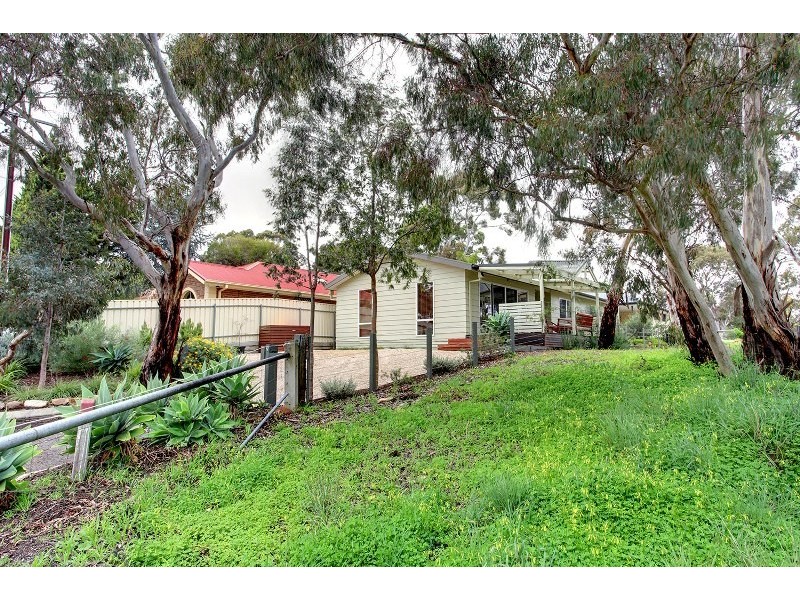 9 Hams Road, Flagstaff Hill SA 5159