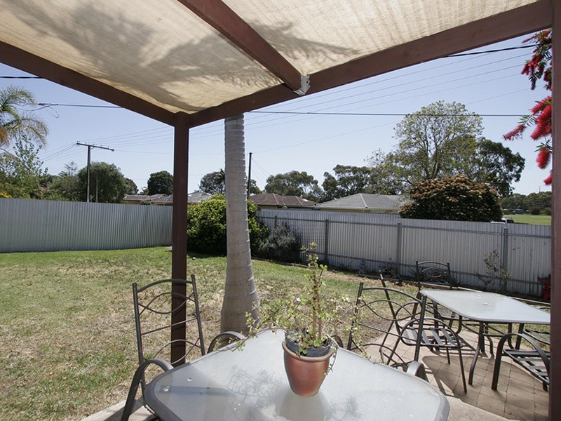 32 Botanic Grove, Hackham SA 5163