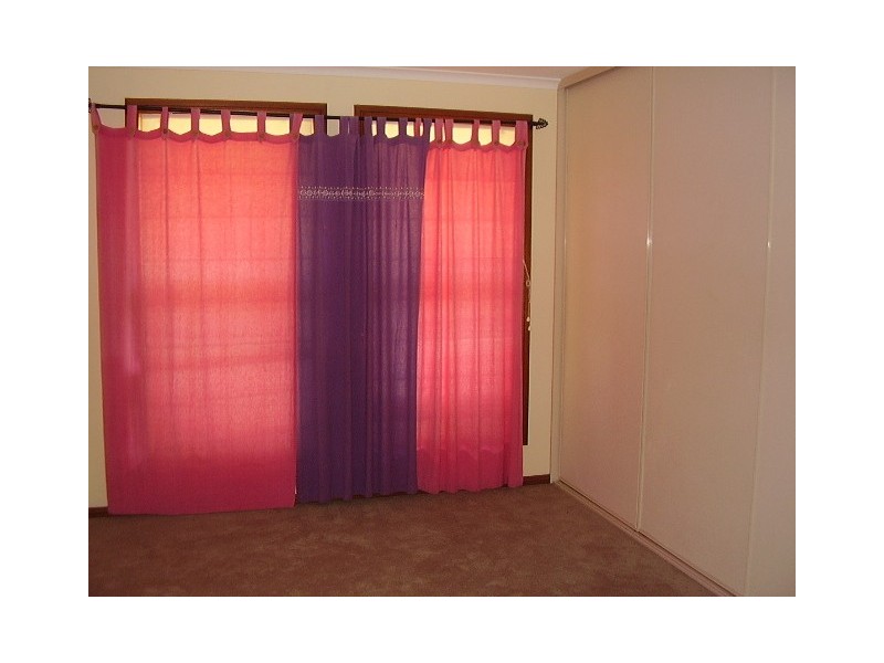 12 Veart Court, Woodcroft SA 5162