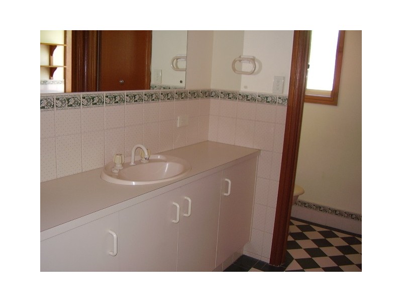 12 Veart Court, Woodcroft SA 5162