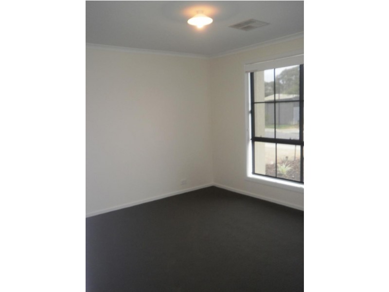 35 Lancaster Circuit, Old Noarlunga SA 5168