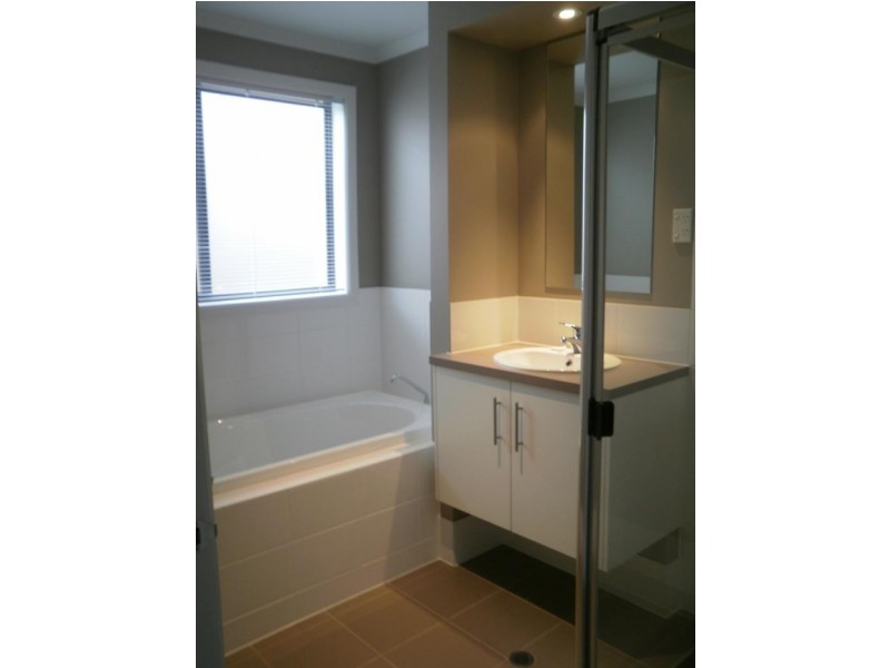 35 Lancaster Circuit, Old Noarlunga SA 5168