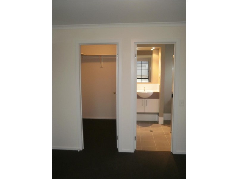 35 Lancaster Circuit, Old Noarlunga SA 5168