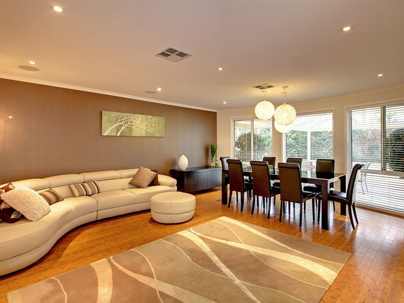 55 Tobin Crescent, Woodcroft SA 5162