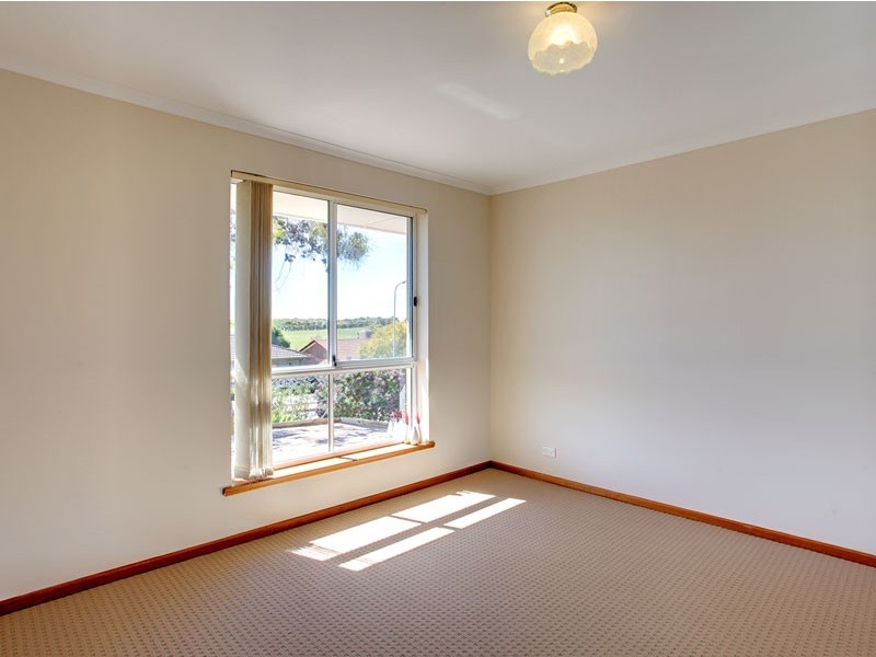 16 Woodsmans Copse, Hallett Cove SA 5158