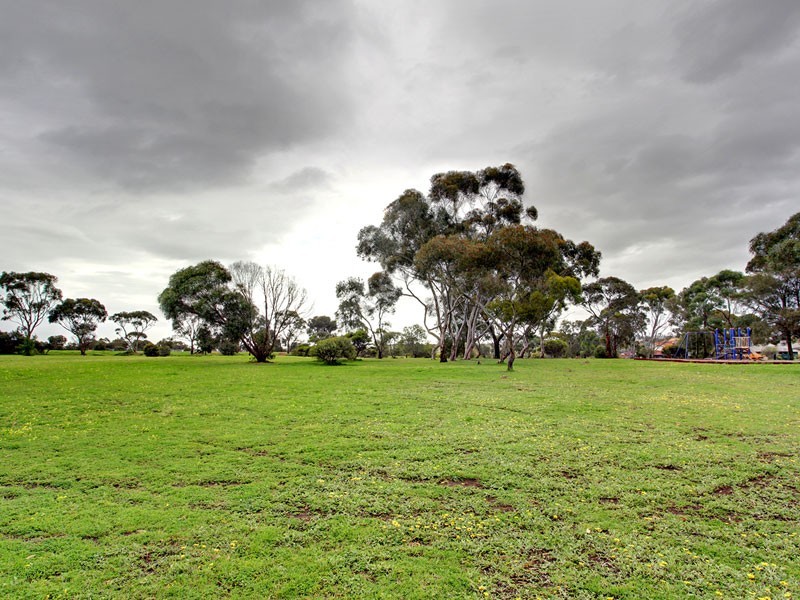 32 Bimbadene Road, Reynella SA 5161