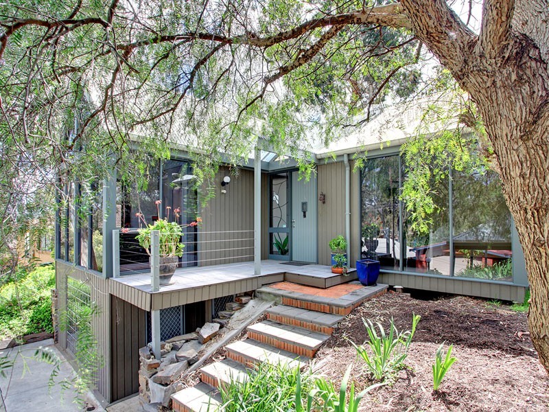 17 Miller Drive, Happy Valley SA 5159