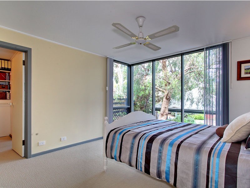 17 Miller Drive, Happy Valley SA 5159