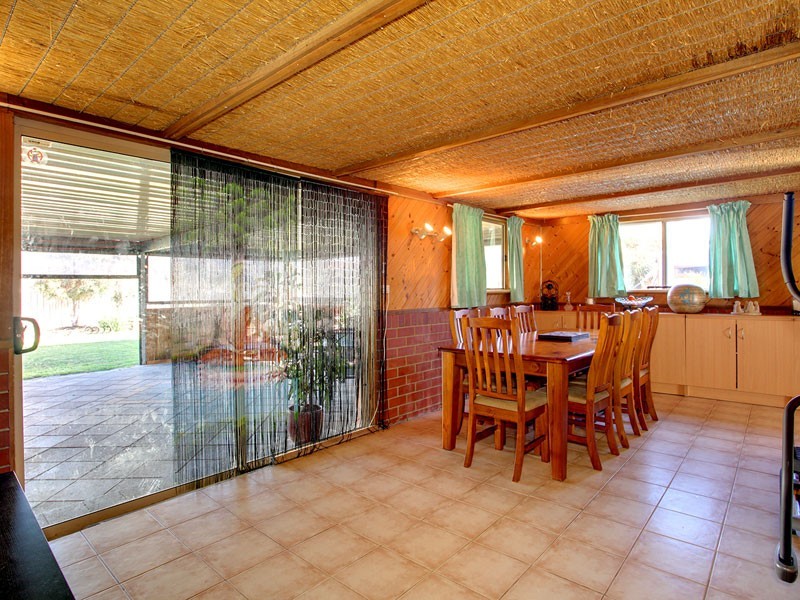 42 Kalgoorlie Avenue, Port Noarlunga South SA 5167