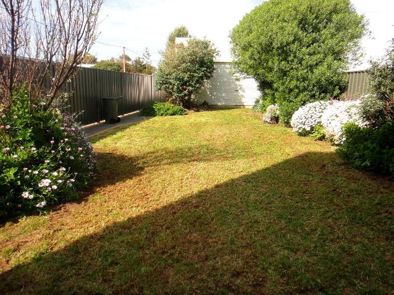 Unit 1, 135 Esplanade, Aldinga Beach SA 5173