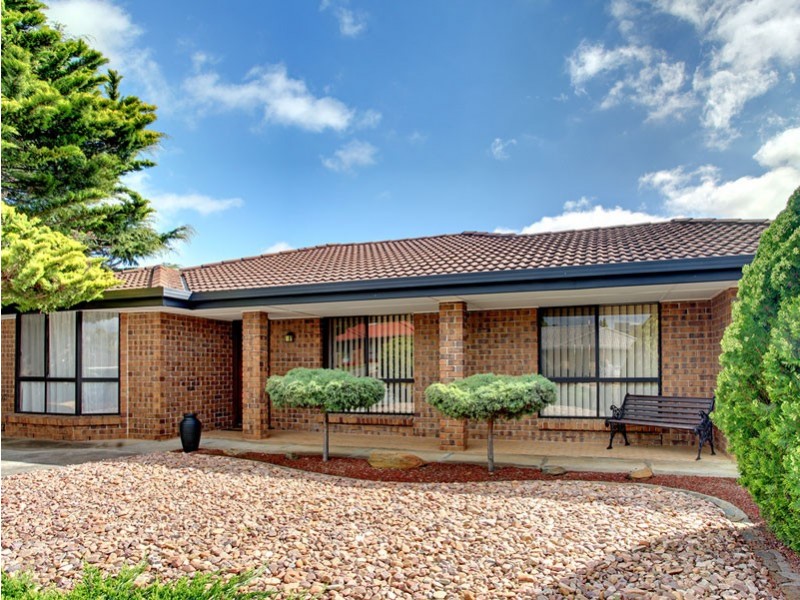 8 Turnberry Lane, Morphett Vale SA 5162