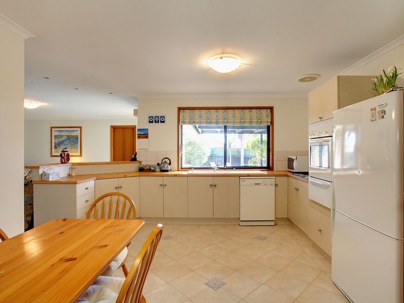 8 Turnberry Lane, Morphett Vale SA 5162