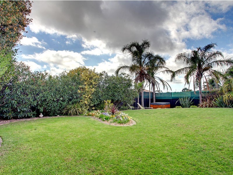 8 Turnberry Lane, Morphett Vale SA 5162