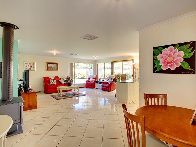 50 Aldinga Beach Road, Aldinga Beach SA 5173