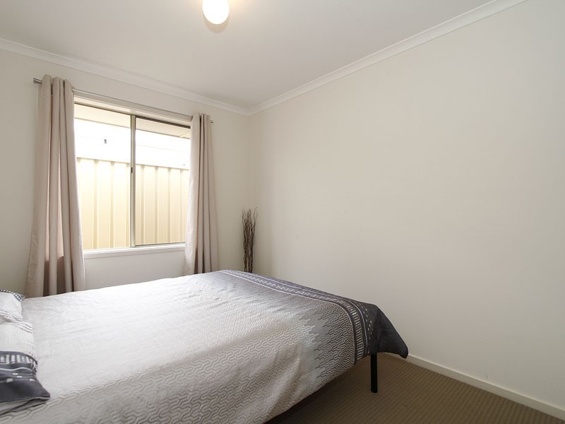 15 Dock Road, Seaford Meadows SA 5169