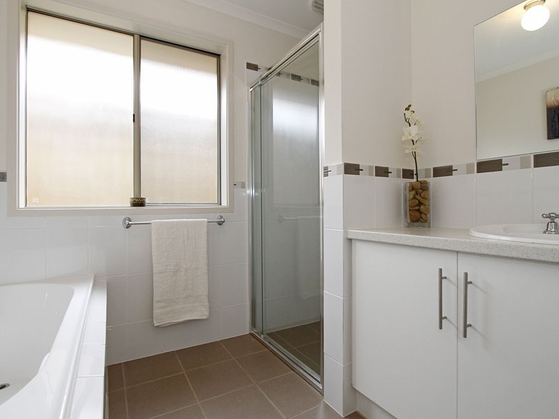 15 Dock Road, Seaford Meadows SA 5169