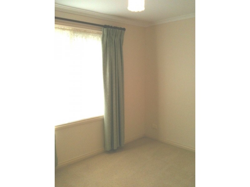 19 Livermead Way, Moana SA 5169