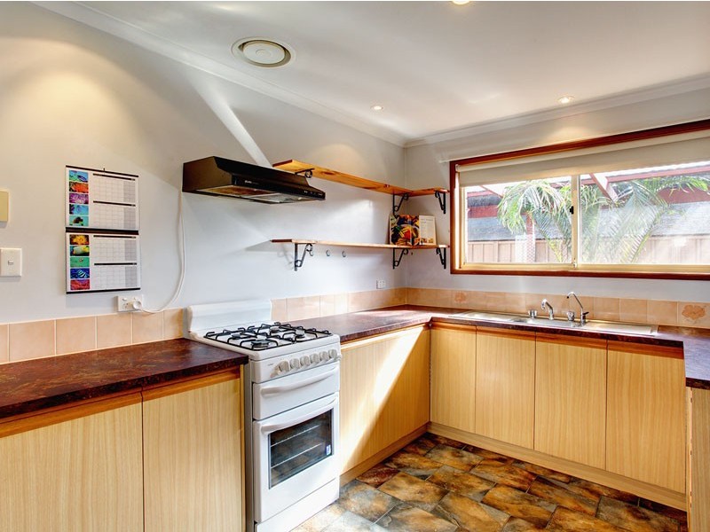 8 Salerno Court, Woodcroft SA 5162