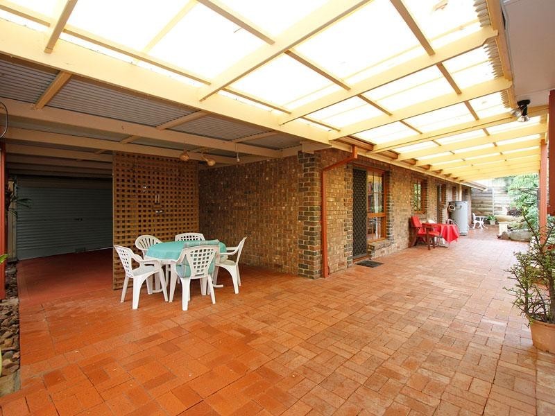 15 Lotus Drive, Aberfoyle Park SA 5159