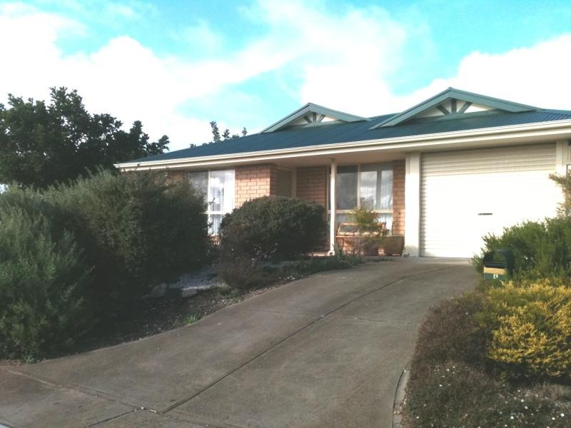 1 Swinton Close, Christie Downs SA 5164