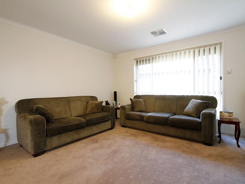 29 Chateau Avenue, Andrews Farm SA 5114