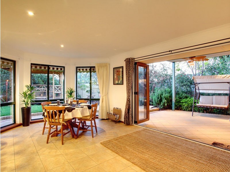 73 Valley View Drive, Mclaren Vale SA 5171