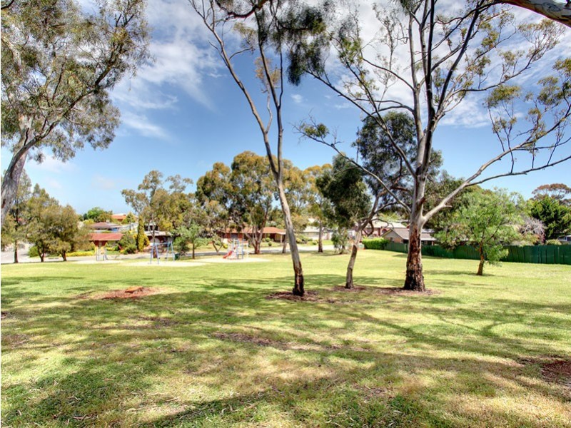 24 Tindall Crescent, Sheidow Park SA 5158