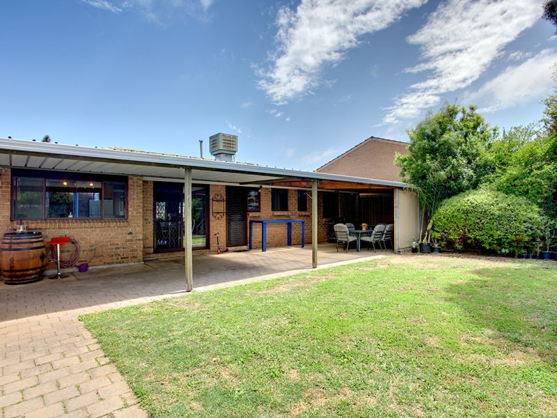 24 Tindall Crescent, Sheidow Park SA 5158