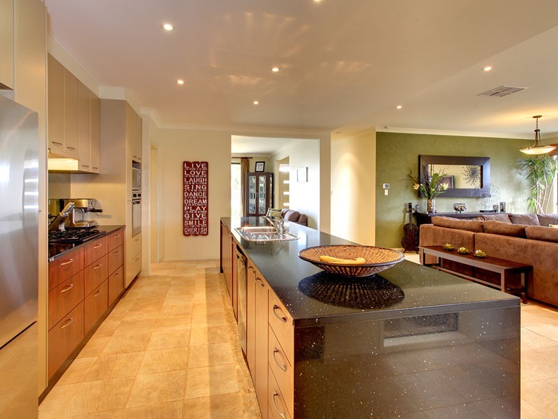 1 Nicholl Avenue, Aldinga Beach SA 5173
