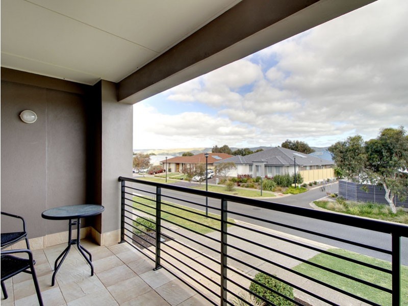 1 Nicholl Avenue, Aldinga Beach SA 5173