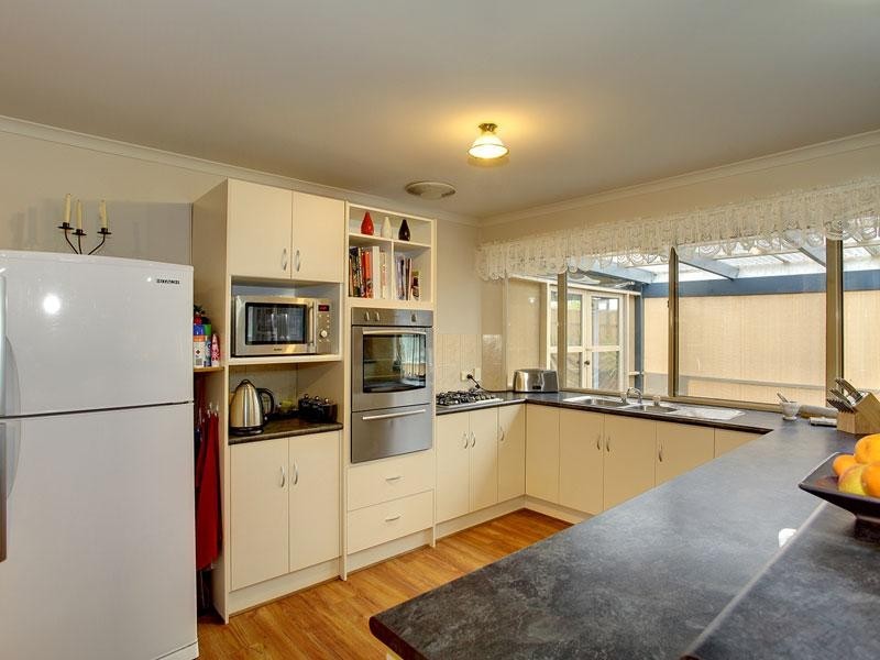 80 Carbenet Drive, Hackham SA 5163