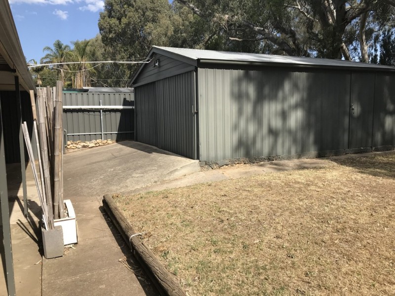 33 Arnold Drive, Hackham SA 5163