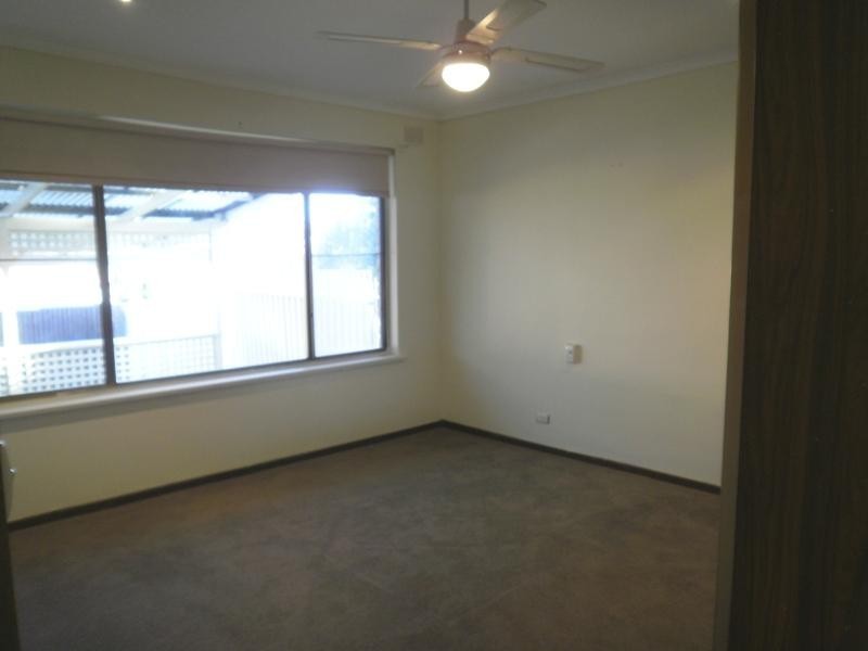 29 Sedunary Road, Morphett Vale SA 5162