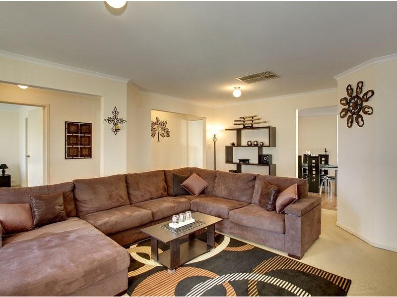 20 Kingswood Avenue, Onkaparinga Hills SA 5163