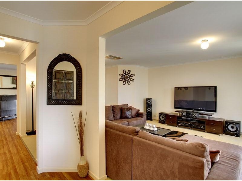 20 Kingswood Avenue, Onkaparinga Hills SA 5163