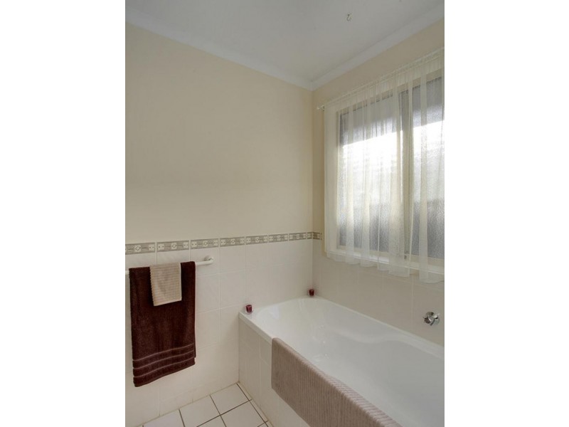 20 Kingswood Avenue, Onkaparinga Hills SA 5163